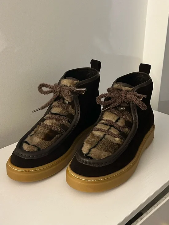 Cole Haan Summit Chukka Boots Shearling Lined Brown Women’s 6 NWOT - Picture 10 of 13